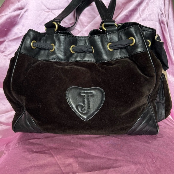 VINTAGE Juicy Couture Daydreamer Black Velour Tote Bag - Picture 3 of 16